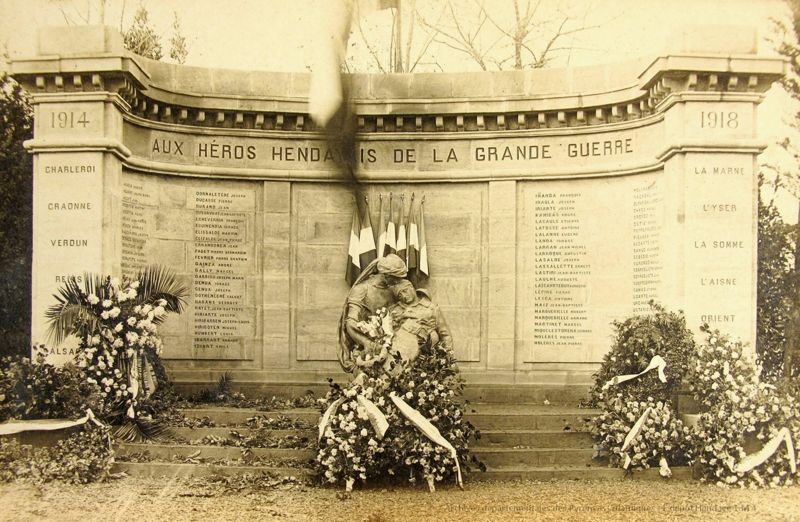 Monument aux morts d'Hendaye (E dépôt Hendaye 1 M 4)